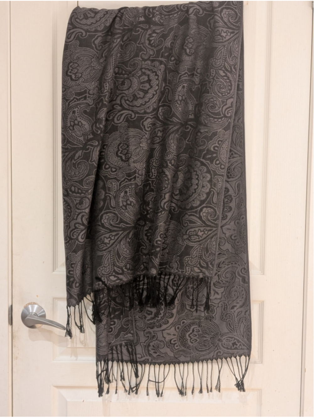 Women's Unbranded Paisley Scarf One Size Grey Black